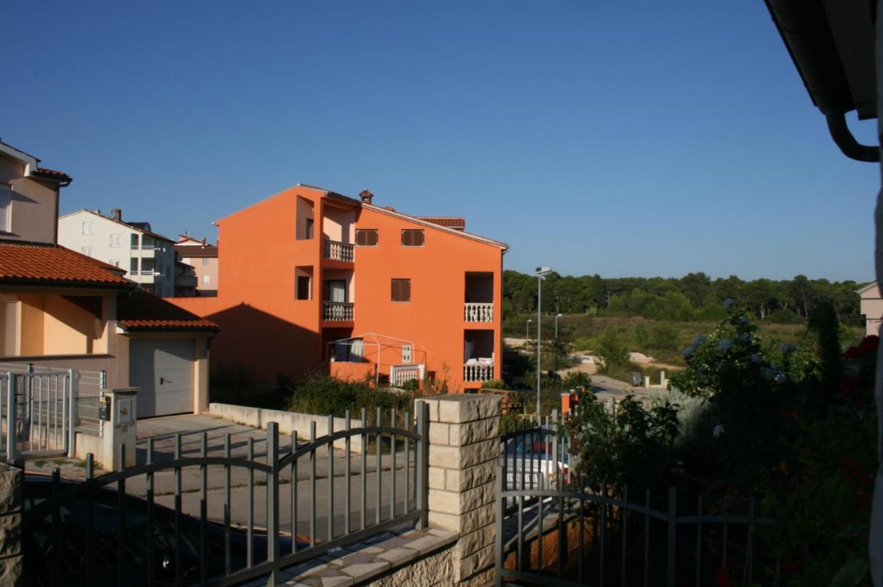 Apartments With Wifi Pula - 6987 Exteriör bild